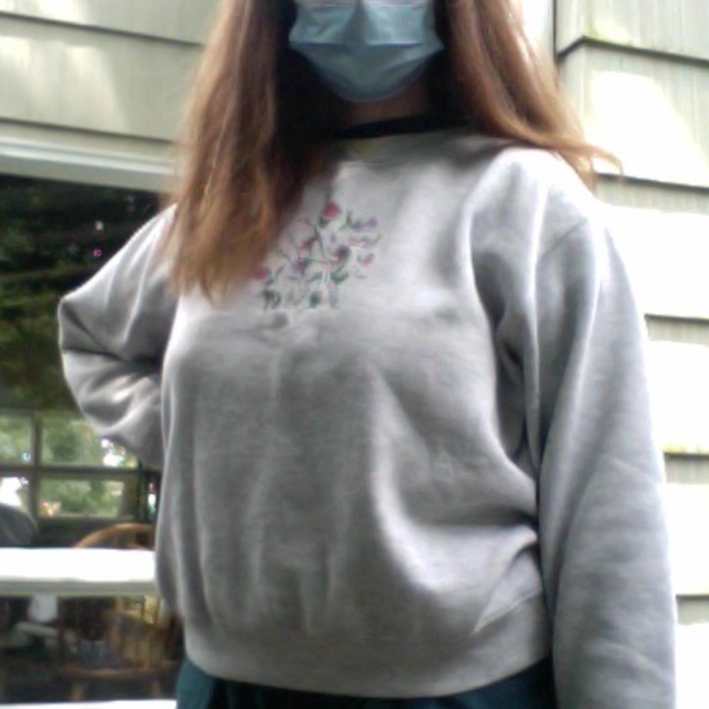 grey sweatshirt with embroidery